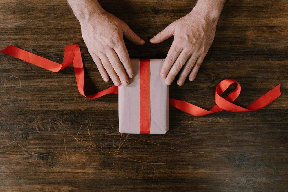 Temptico elegantno darilno pakiranje – premium embalaža za posebne priložnosti
